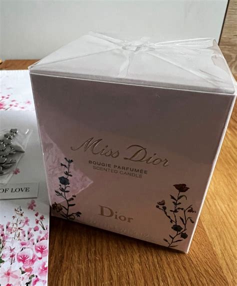 dior set mit kosmetiktasche|Dior Hautpflegesets: ein Geschenkset zu Weihnachten.